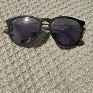 Ray Ban- Erica color polarized sunglasses